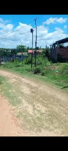 Vendo terreno 7 metros de largura por 30