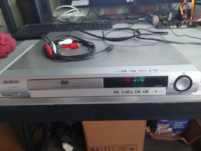 DVD VIDEO DISK CCE DVD-2940 funcionando
