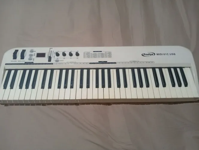 Controlador prodipe 61 teclas