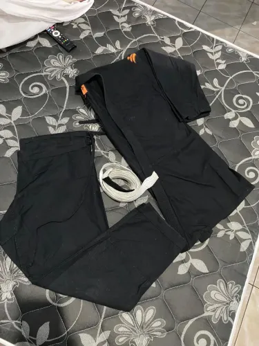 Kimono Preto (M4)