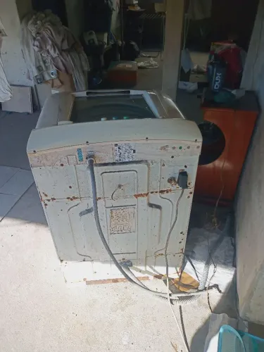 Máquina de Lavar Electrolux (Não Funciona) - Para Peças ou Conserto