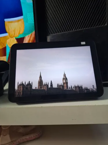 Alexa ecoshow 8 2? geração - MUITO NOVA