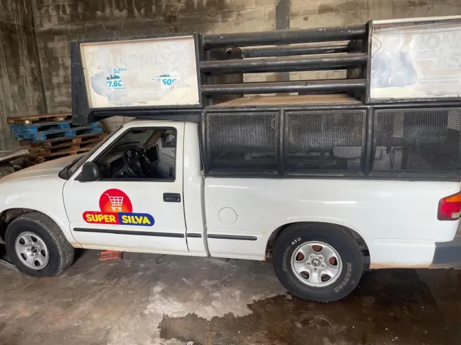 Chevrolet S10 Pick-up Std. 2.2 MPFI / EFI 1998