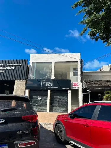 Aluga-se salas comercias