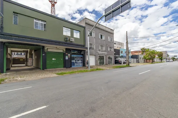 Loja térrea para alugar - R$ 1.900,00 liq / mês + taxas - Centro - Curitiba/PR