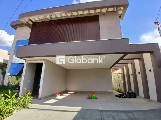 Casa 3 quartos à venda Ibituruna 241,29m² Montes Claros MG