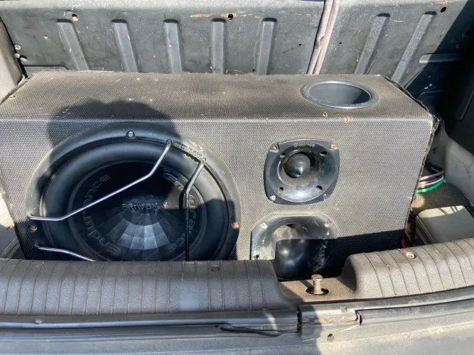 TRIO ELETRICO COM SUBWOOFER DE 800W