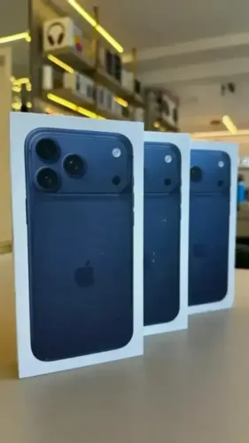 iPhone 17 Pro Max 256GB Azul / Novo, Lacrado / até 18x / Compra Segura em Loja Física