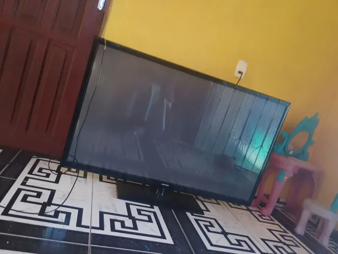 Tv com defeito