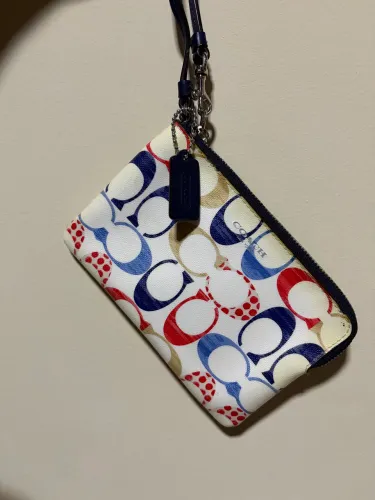 Carteira Coach