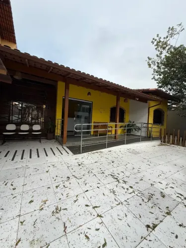 CASA NO BAIRRO JABOUR - 3 QTD SUITE COM 220 M² - TERRENO 420M² VITÓRIA ES