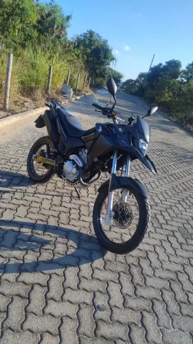 VENDO XRE 300 2020 *EXTRA*