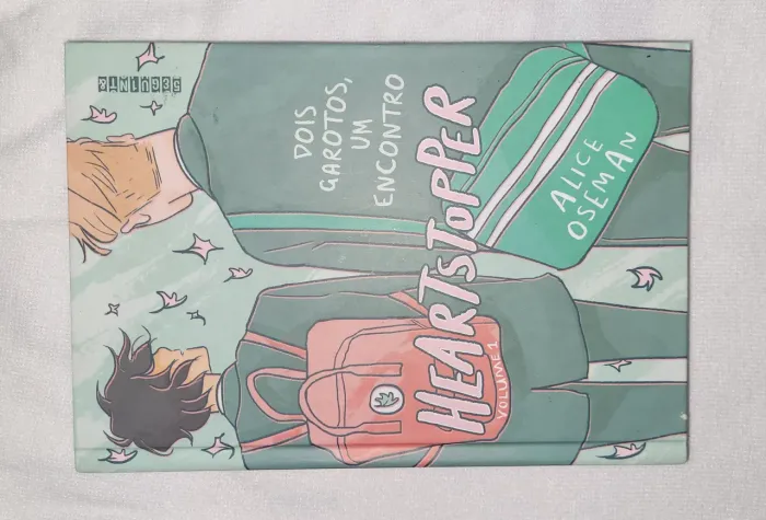 Livro Heartstopper Volume 1 e 2