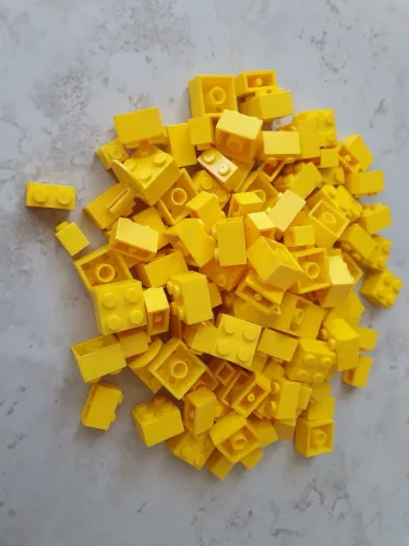 Bloquinhos de montar (várias cores)