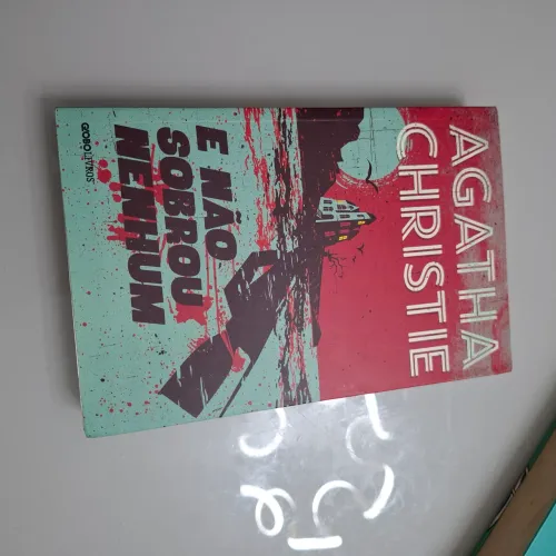 E não sobrou nenhum - Agatha Cristie