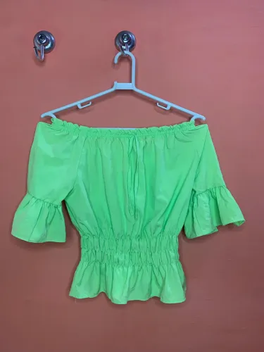 BLUSA VERDE