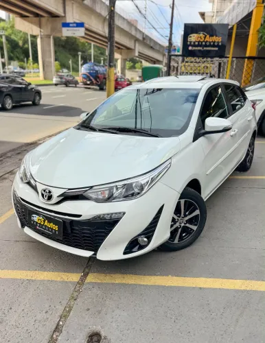 Toyota Yaris XLS Connect 1.5 Flex 16V 5P AUT 2022
