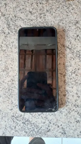 Vende-se celular infinix hot 30 i