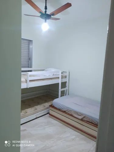 Aluga-se casa grande para estudante, próximo Unoeste