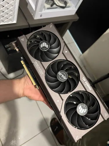 7600 XT 16 GB ASUS TUF