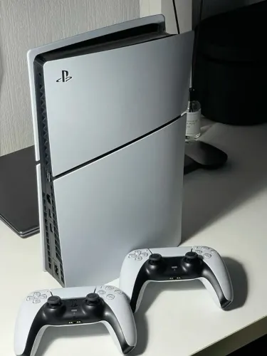 Ps5 seminovo + 2 controles