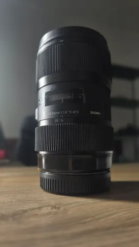Sigma 18-35 1.8 para Canon + Adaptador viltrox para Canon RF