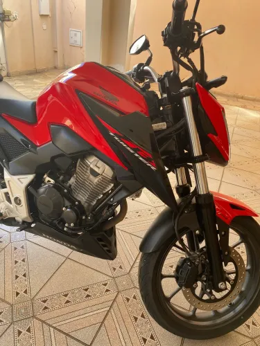 CB 300 F Twister ABS 2023