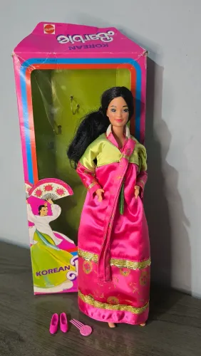 Korean Barbie (Coreia) - Dolls of the World Collection Vintage 1987