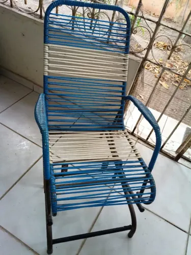 Cadeira de balanço pequena para criança