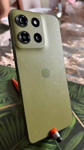 Celular Moto G15 - 256 GB - 8 meses de uso
