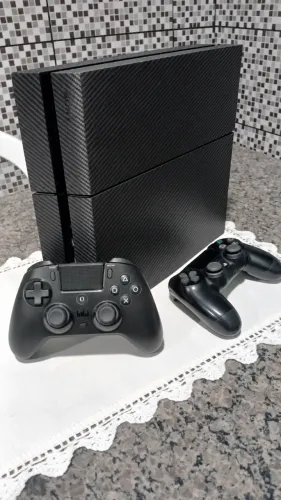 PS4 FAT 500GB + 2 Controles + 15 Jogos