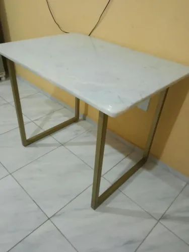 Mesa de Mármore