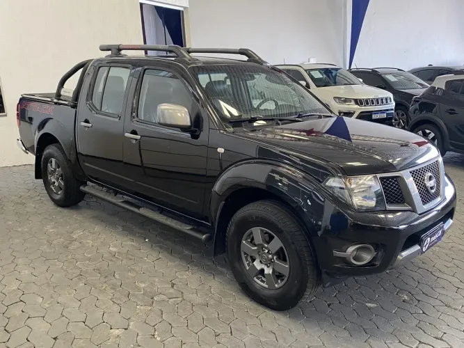 Nissan Frontier SV Attack CD 4X2 2.5 TB Diesel 2015
