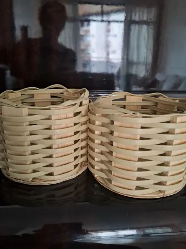 2 Cestos de fibra sintética ( ótimo estado)