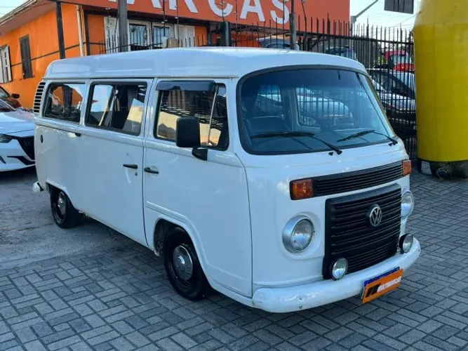 Volkswagen Kombi Standard 1.4 MI Total Flex 8V 2011