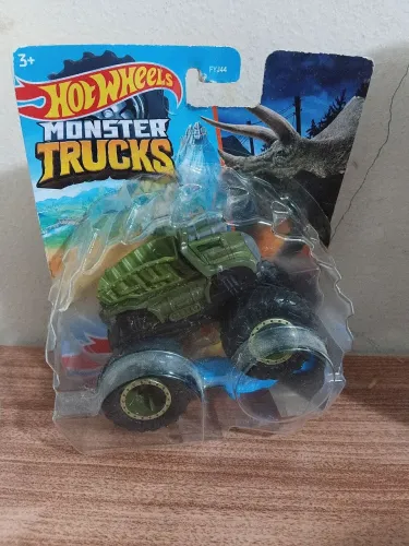Carro monster truck triceratops mattel