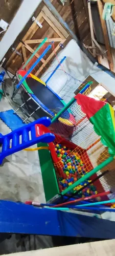 Locação de brinquedos e decoração pra sua festa ficar linda e divertida 
