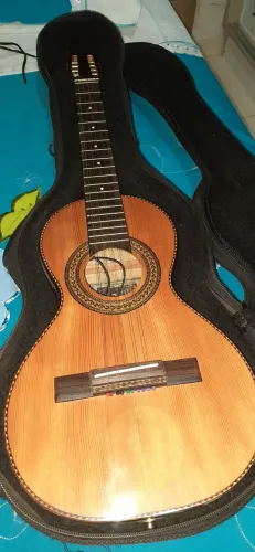 Viola Caipira acinturada Rozini Presença Brasil