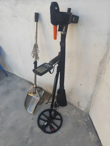 DETECTOR DE METAIS A PROVA DAGUA ( EQUINOX 600)