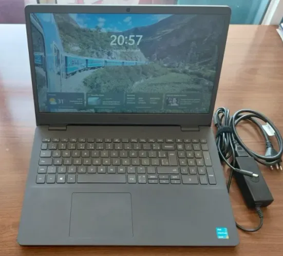 Notebook Dell Inspiron 3501 - Excelente Estado