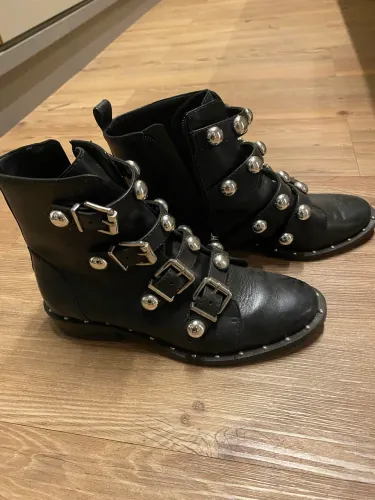 Bota schutz 35