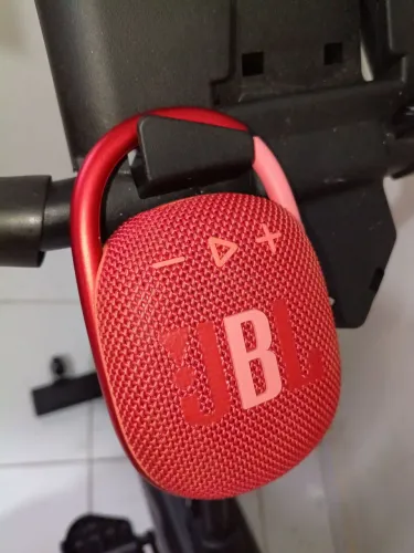 Jbl clipe 4 original
