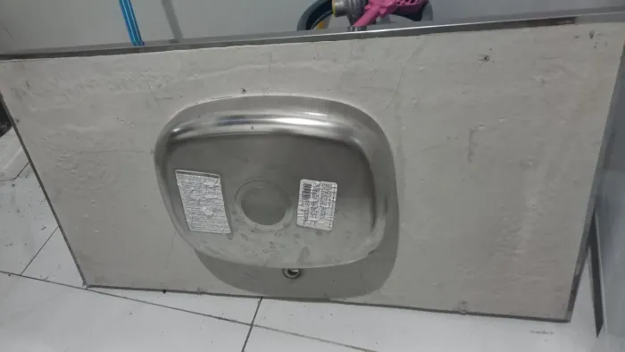 Vendo Pia Inox 1,00 cm nova