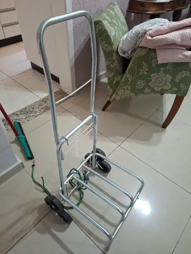 Carrinho bagageiro p subir escadas