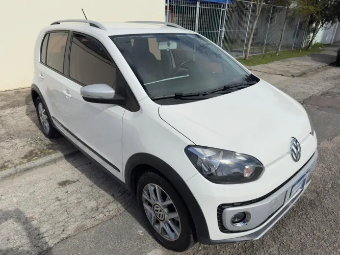 Volkswagen Up! Cross 1.0 T. Flex 12V 5P 2015