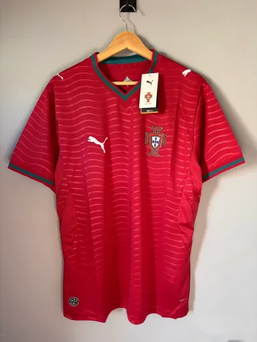 Camisa Portugal 2026 vermelha 