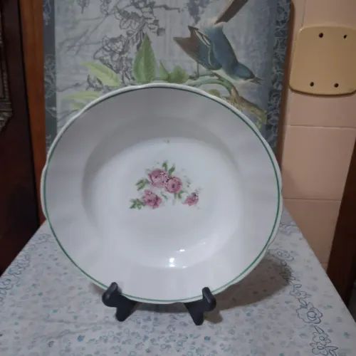 Prato fundo porcelana Rio Branco floral. 23 cm.