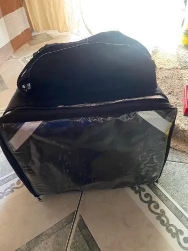 Vendo mochila de entrega toda conservada 200 reais ?