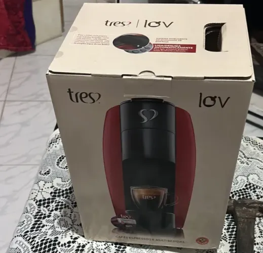 Cafeteira Espresso 3 Corações Lov vermelha