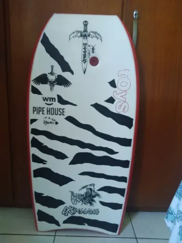 Bodyboard Toys 41,5 PP Core model do Hawaiano Aka Lyman lycra Stealth